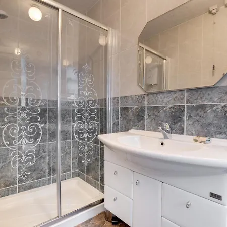 2 Bed In Oc-w794 Σπίτι διακοπών Γουίτμπι