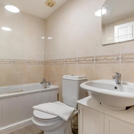 2 Bed In Oc-w794 Semesterbostad *
